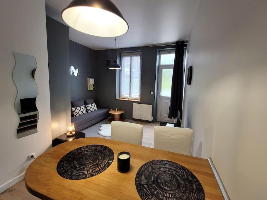 Studio Prive Centre Saint Louis Montargis Εξωτερικό φωτογραφία
